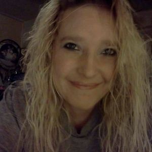 Meet your Posher, Sabrina